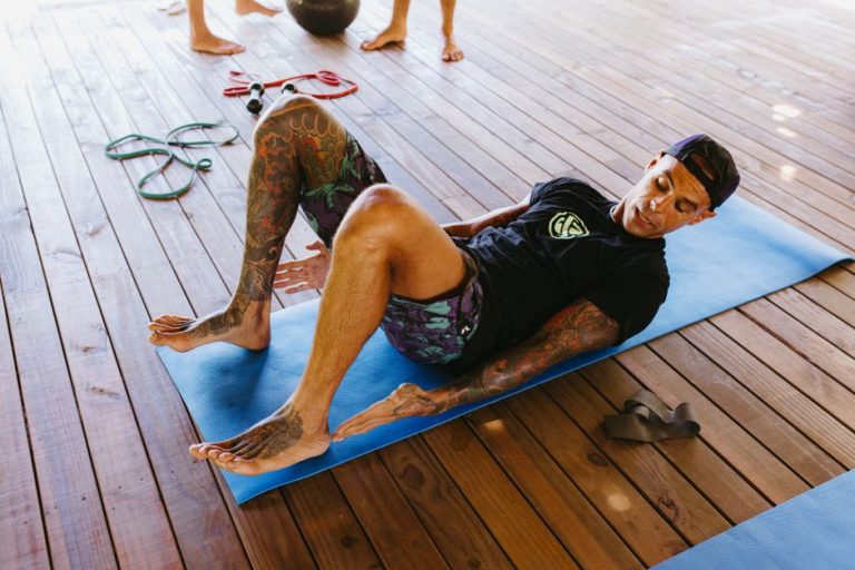 Best Foam Roller For Deep Tissue Recovery: Foam Rollers That Actually Release Muscle Knots: TriggerPoint vs. Therabody