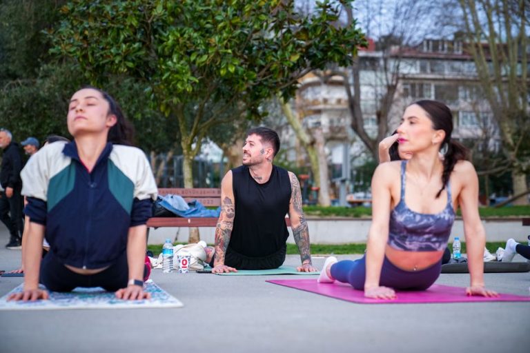 Outdoor Fitness in Late Spring: Park Workouts That Stick