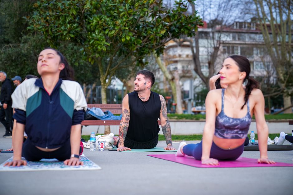 Outdoor Fitness in Late Spring: Park Workouts That Stick
