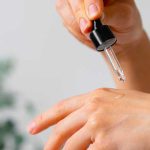 How to Create a Summer Skincare Routine with Natural Oils